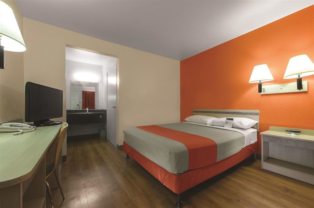 Motel 6-Bellflower, Ca - Los Angeles ภายนอก รูปภาพ