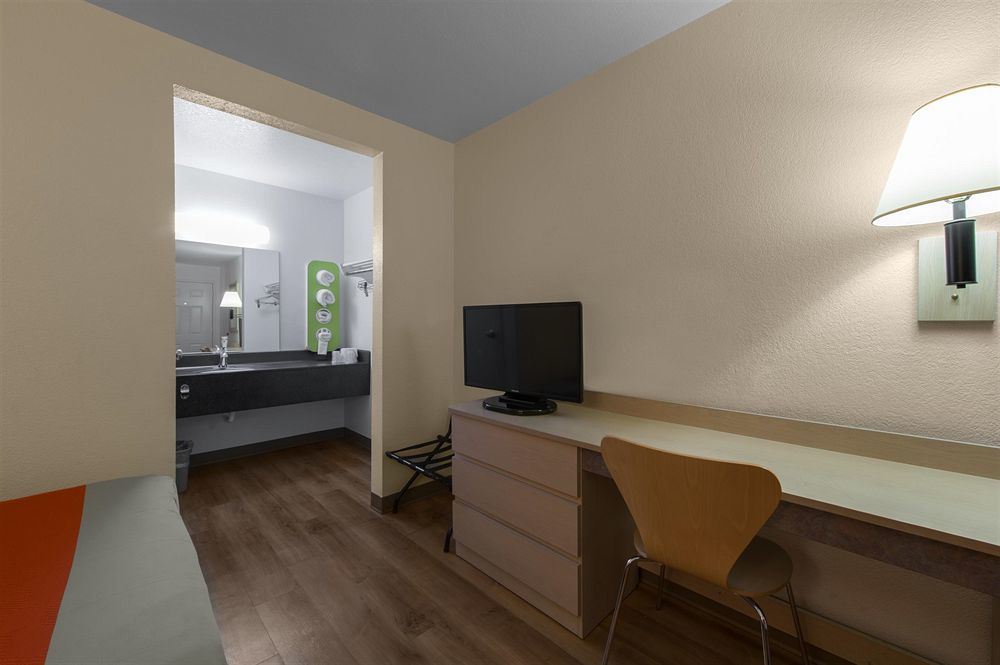 Motel 6-Bellflower, Ca - Los Angeles ภายนอก รูปภาพ