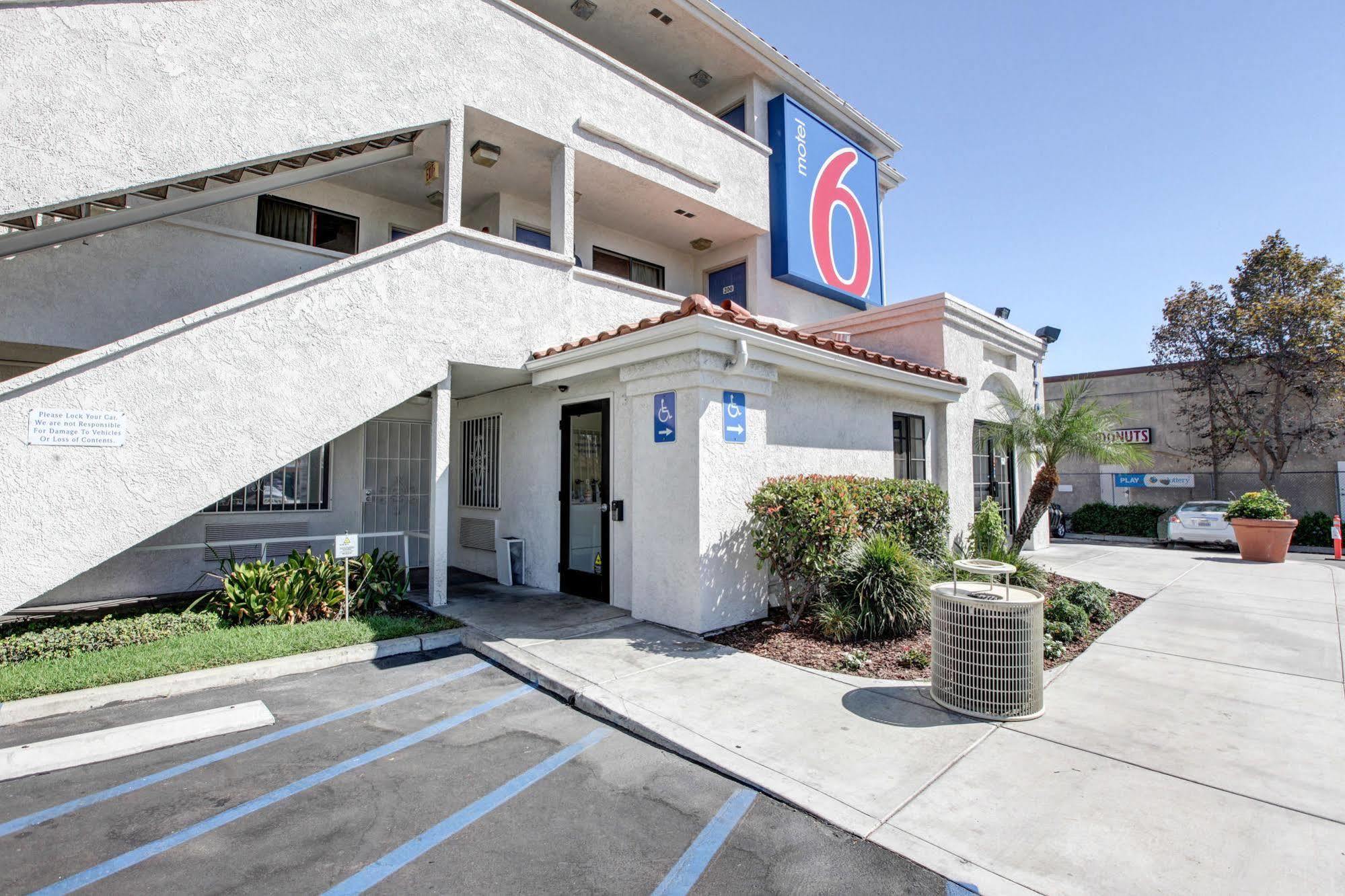 Motel 6-Bellflower, Ca - Los Angeles ภายนอก รูปภาพ