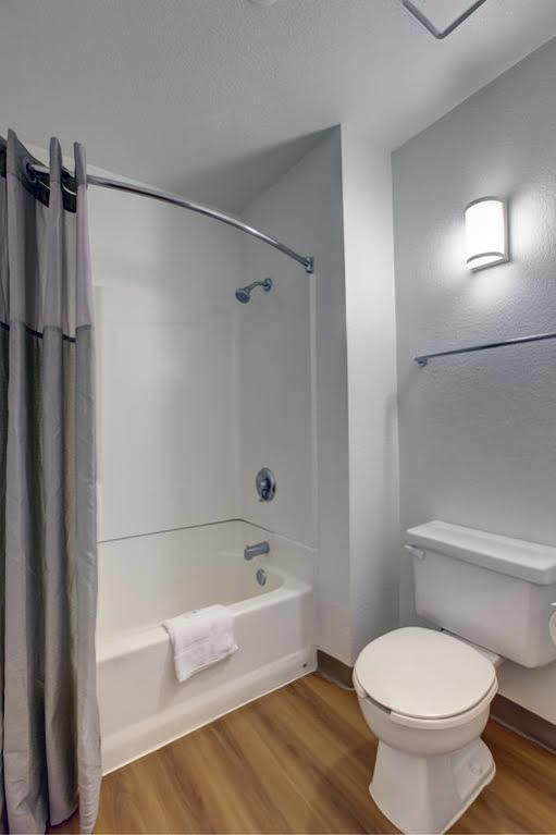 Motel 6-Bellflower, Ca - Los Angeles ภายนอก รูปภาพ